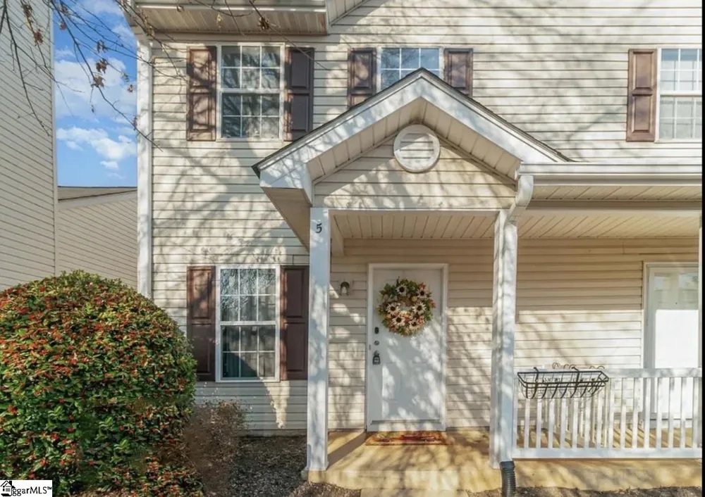 5 Hayfield Drive Greer, SC 29650