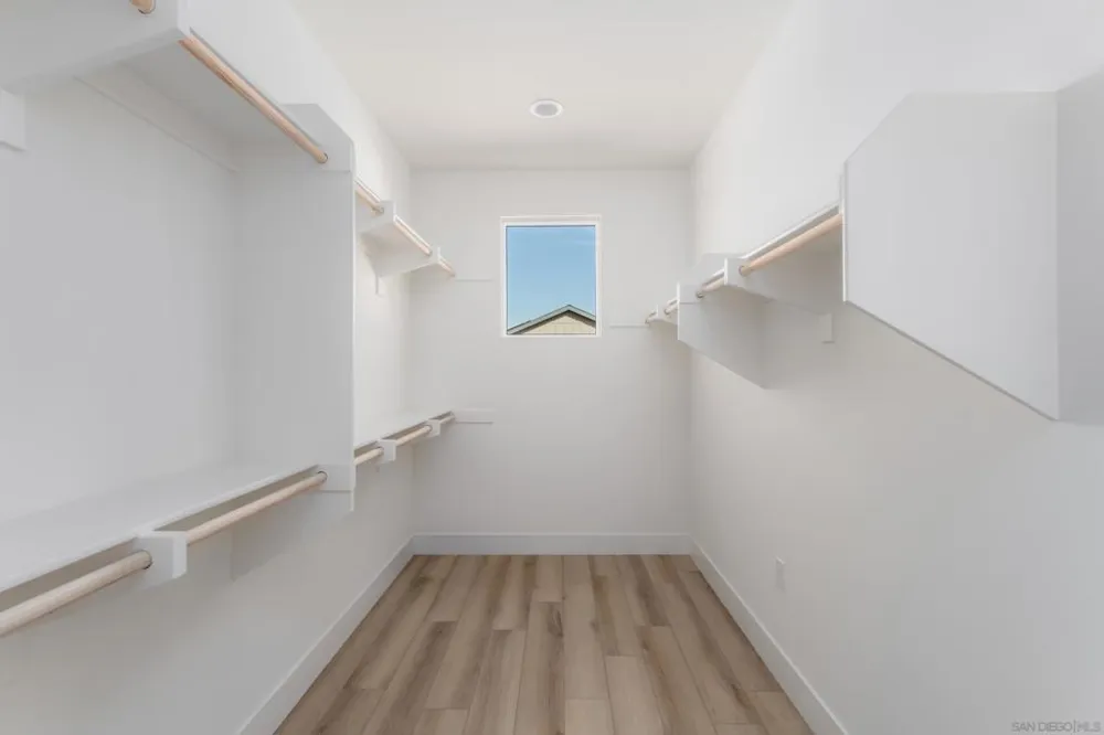 710 Passion Court Vista, CA 92083