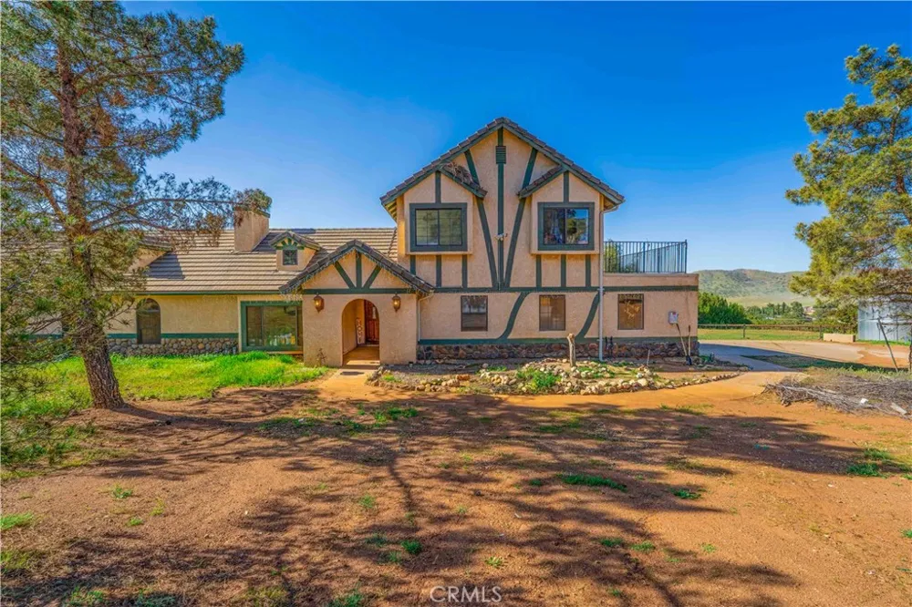 34754 Ellenan Acton, CA 93510