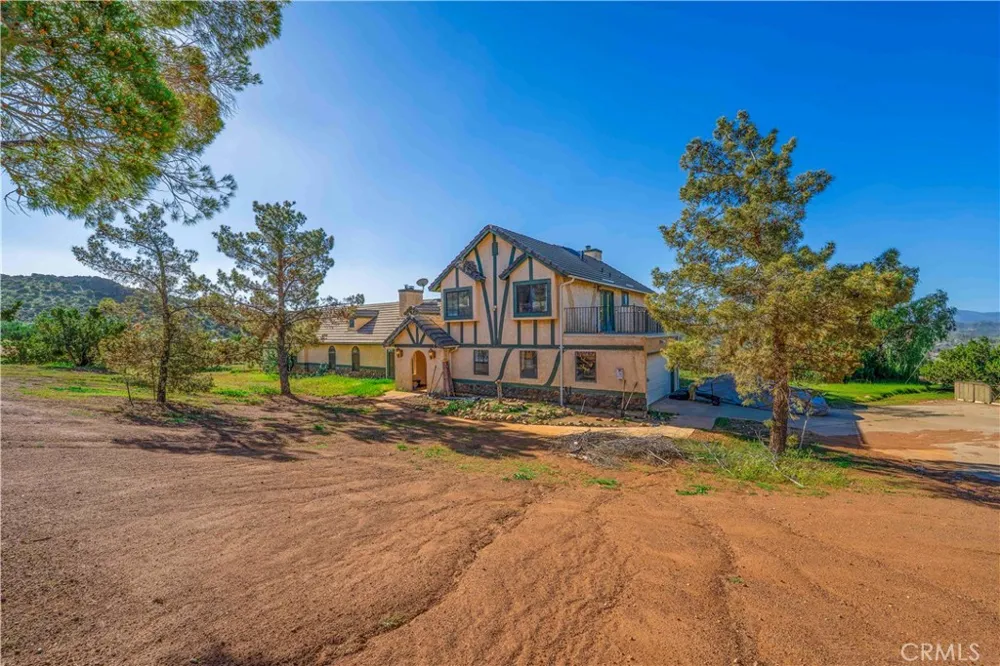 34754 Ellenan Acton, CA 93510