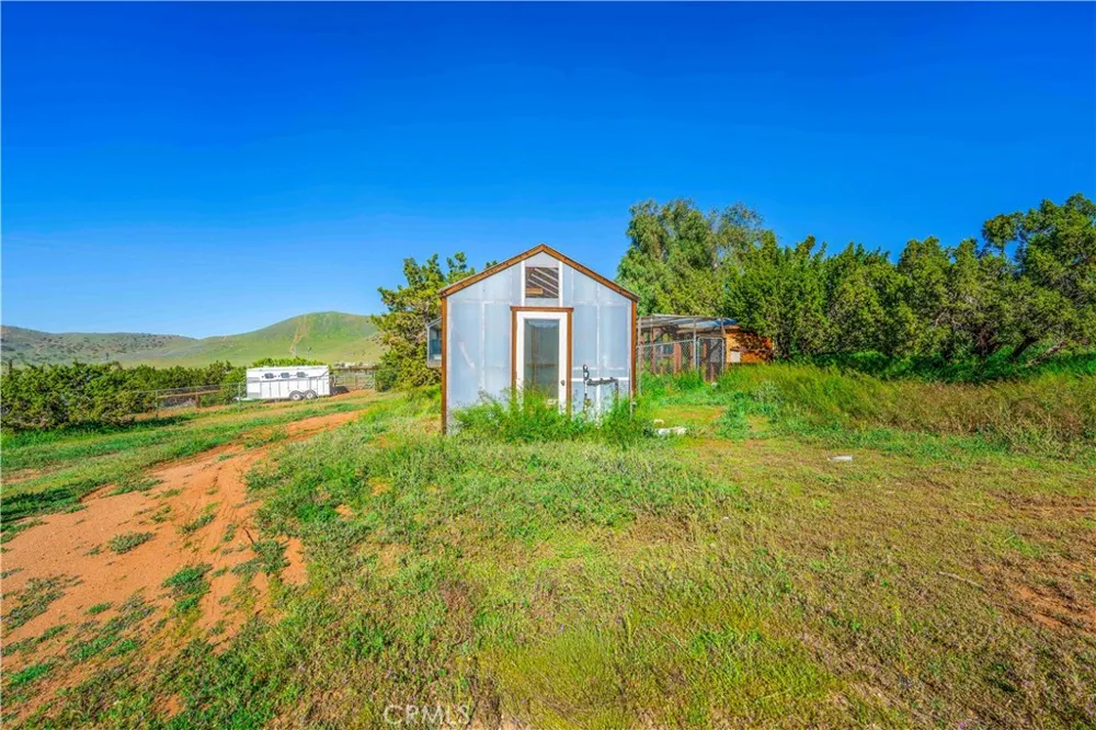 34754 Ellenan Acton, CA 93510
