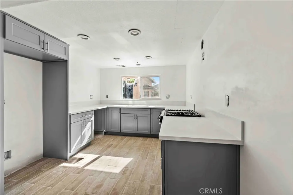 34754 Ellenan Acton, CA 93510