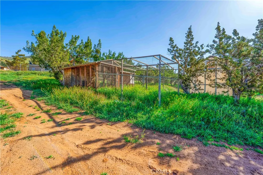 34754 Ellenan Acton, CA 93510