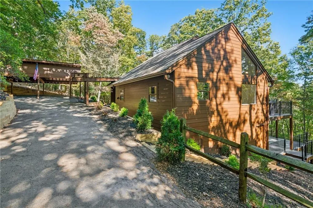 626 Petit ridge dr Big Canoe, GA 30143