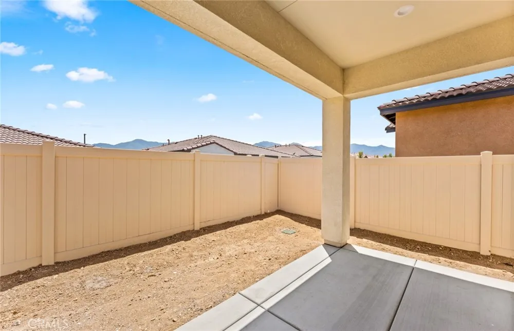 11973 Hillsong Drive Corona, CA 92883