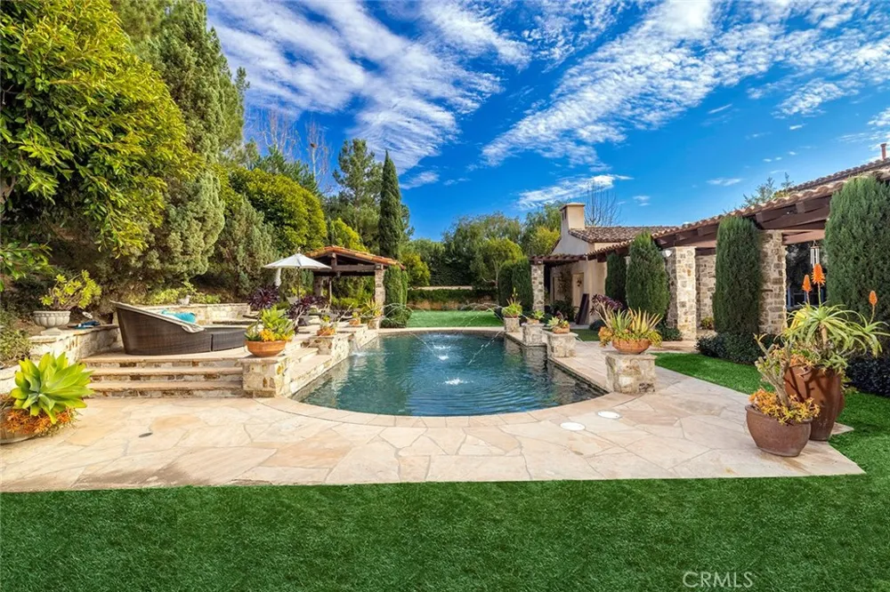 50 Copper Creek Irvine, CA 92603