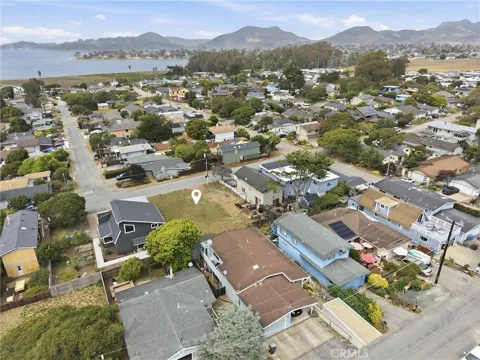 487 Henrietta Avenue