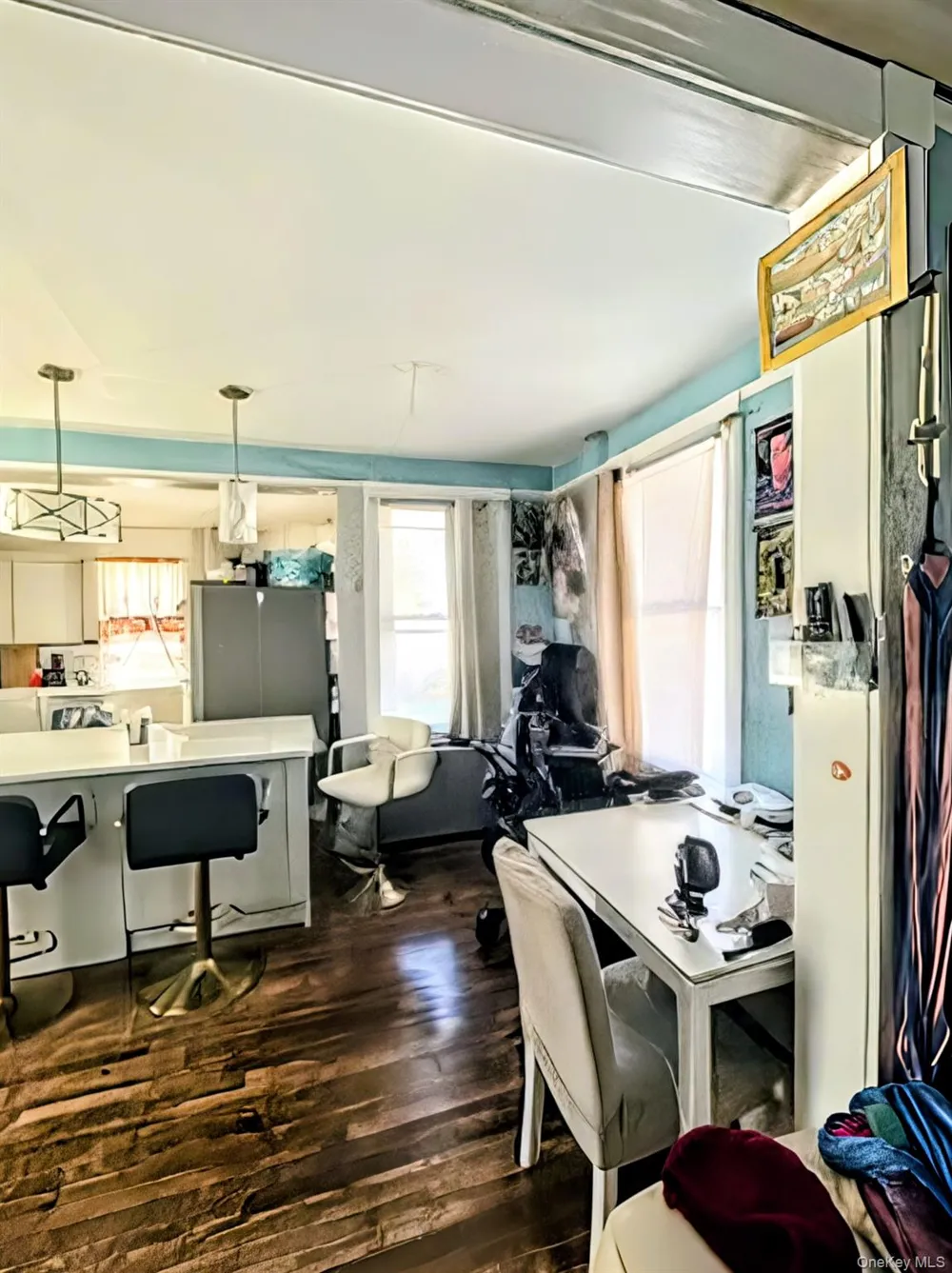 42 3rd Avenue Huntington Station, NY 11746