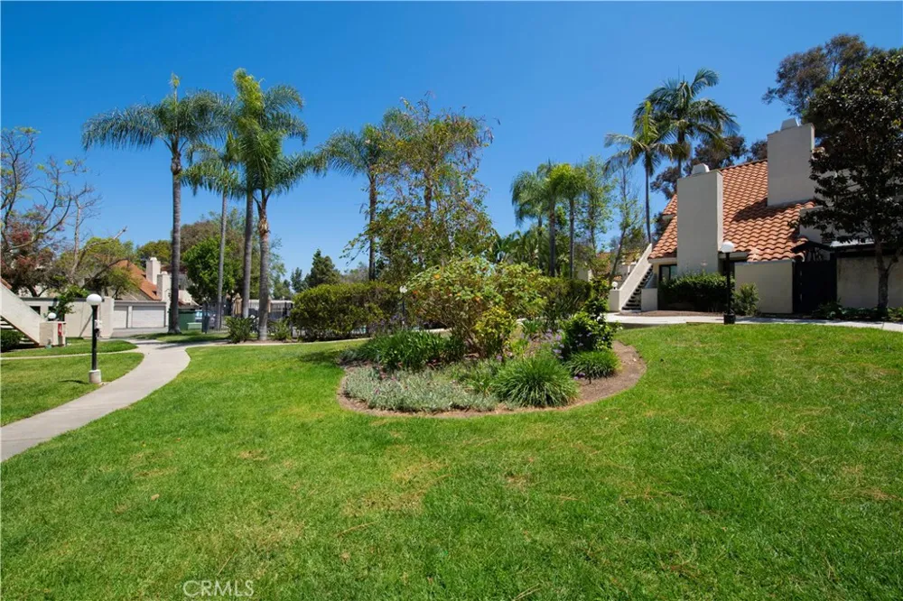 333 Melrose Drive #E Vista, CA 92083
