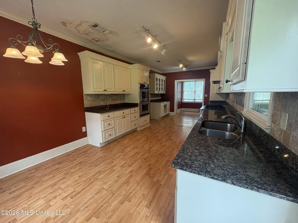 407 Heslep Street Pelahatchie, MS 39145