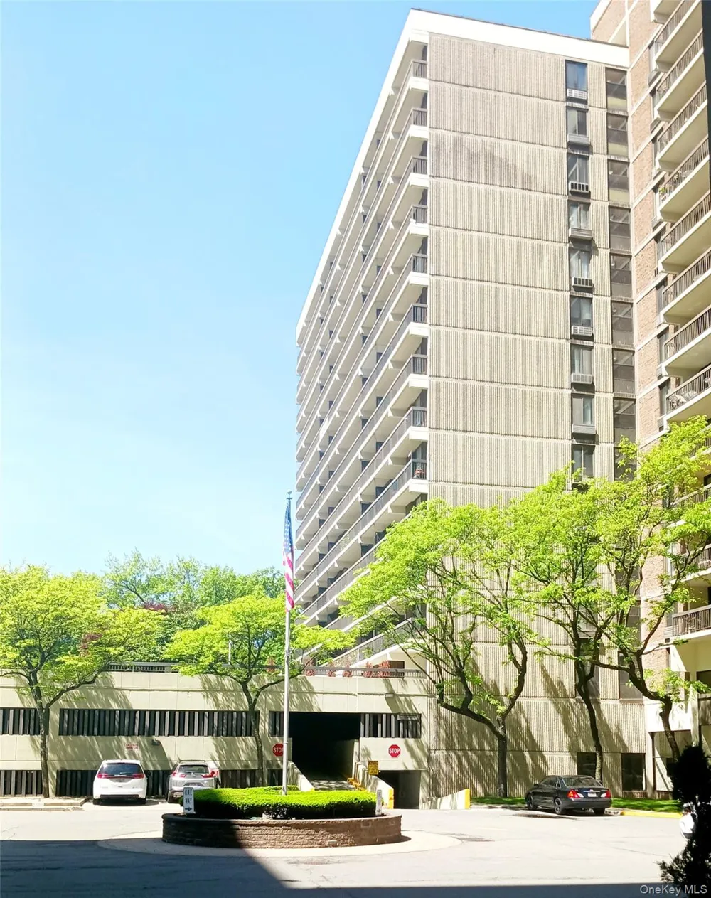 152-18 Union Turnpike #2B Flushing, NY 11367