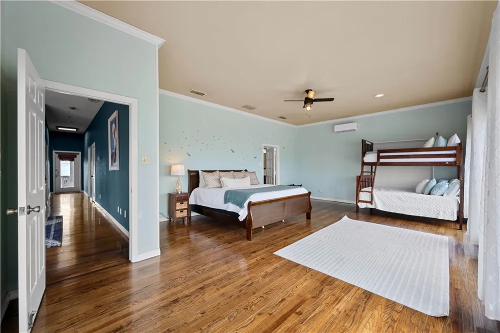 214 Bayview Drive Aransas Pass, TX 78336