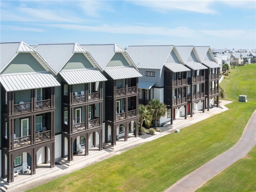 170 Spanish Dagger Port Aransas, TX 78373