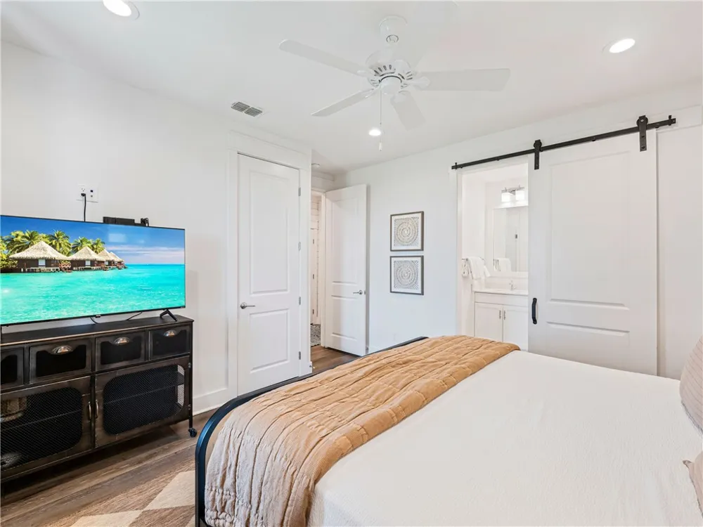 170 Spanish Dagger Port Aransas, TX 78373