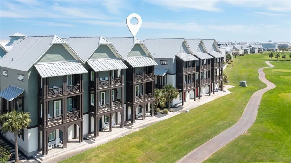 170 Spanish Dagger Port Aransas, TX 78373