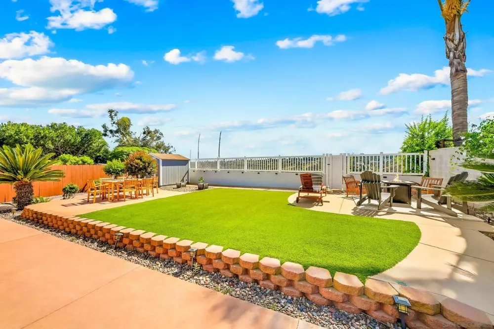 4786 Monongahela San Diego, CA 92117