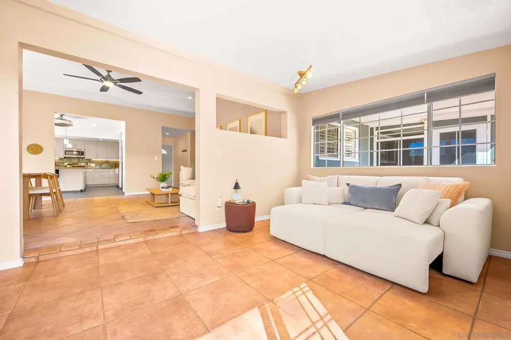 4786 Monongahela San Diego, CA 92117
