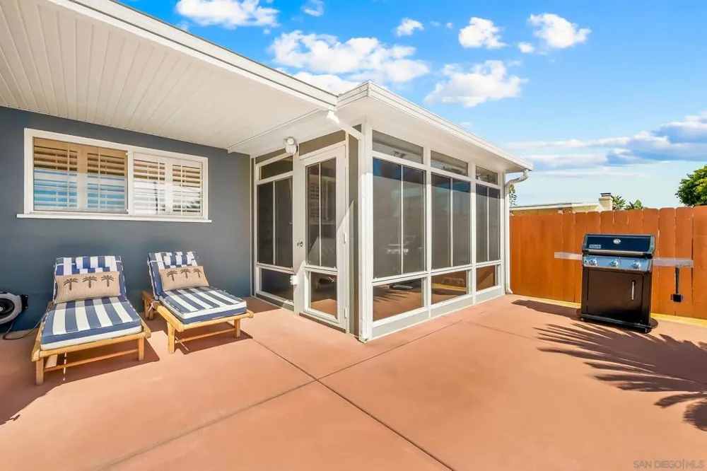 4786 Monongahela San Diego, CA 92117