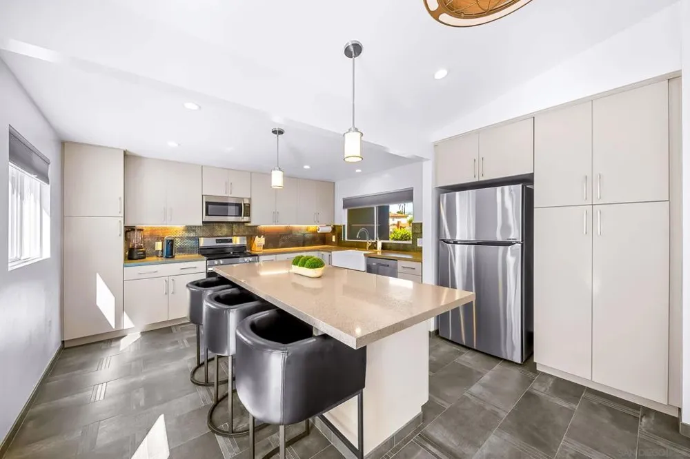 4786 Monongahela San Diego, CA 92117