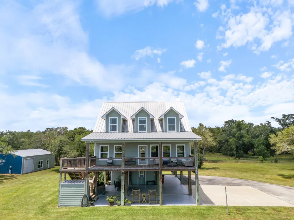 1851 County Road 297 Sargent, TX 77414