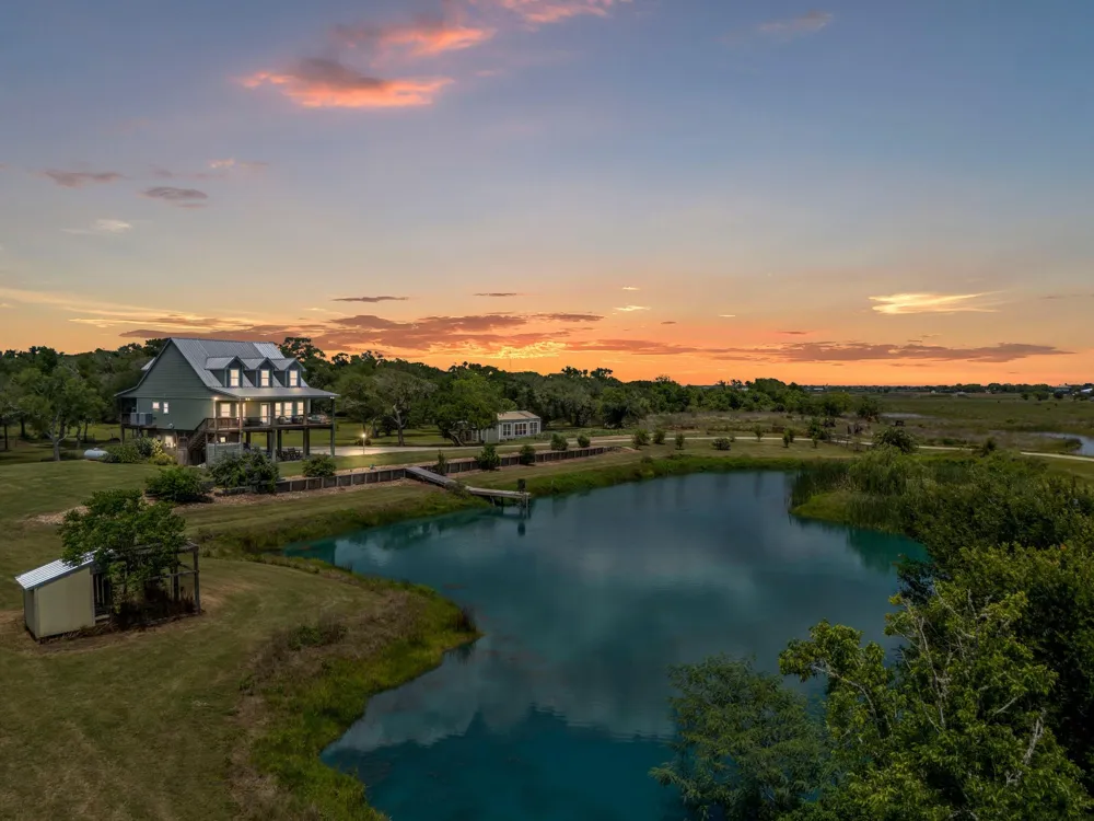 1851 County Road 297 Sargent, TX 77414