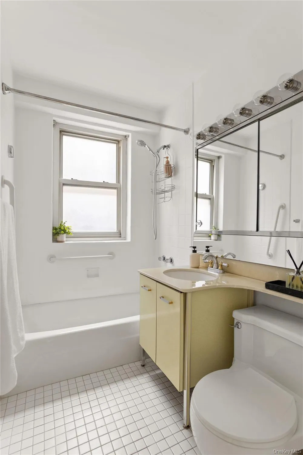 370 E 76th Street #A506 New York (Manhattan), NY 10021