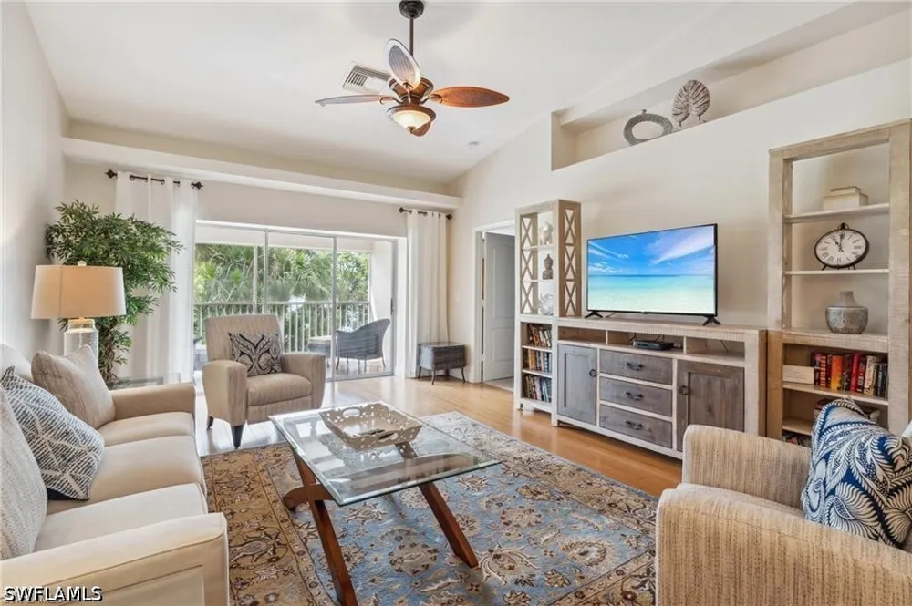 Cypress Trace Circle #204 Naples, FL 34119