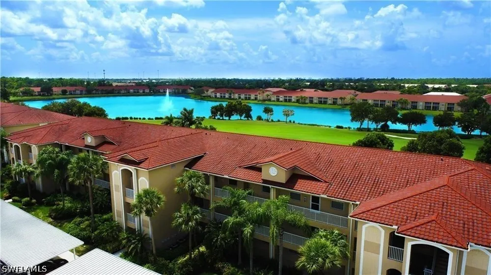 Cypress Trace Circle #204 Naples, FL 34119