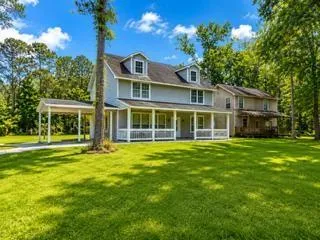 132 County Road 48821
