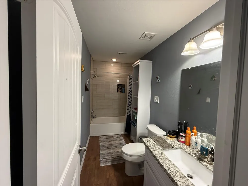 132 County Road 48821 Dayton, TX 77535