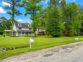 132 County Road 48821 Dayton, TX 77535