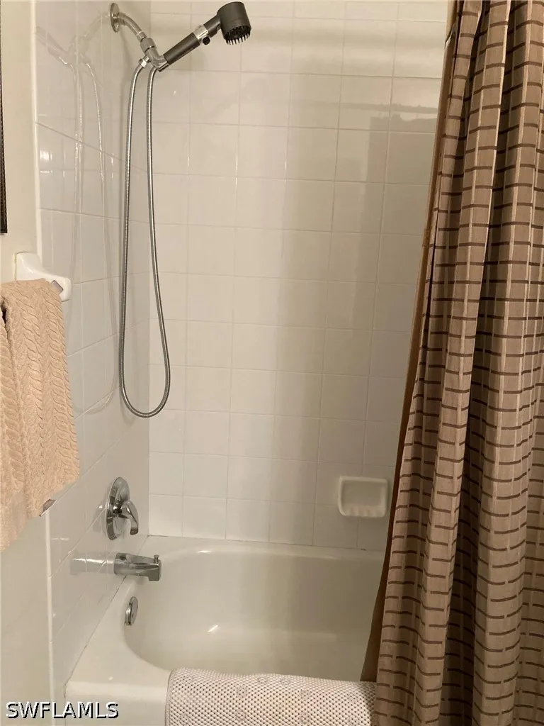 Cypress Trace Circle #102 Naples, FL 34119