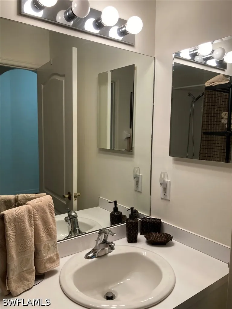 Cypress Trace Circle #102 Naples, FL 34119