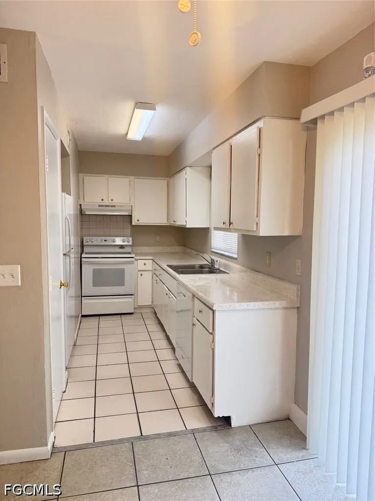 Jackson Street Fort Myers, FL 33901