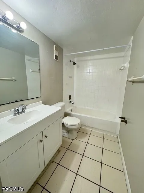 Jackson Street Fort Myers, FL 33901