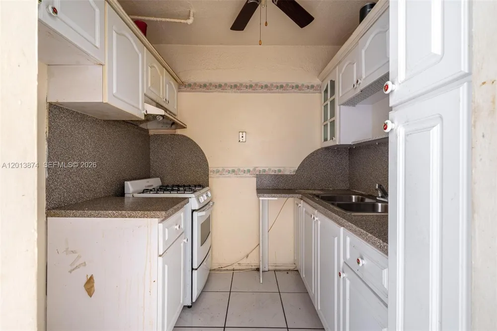 50 NW 204th St #H7 Miami Gardens, FL 33169