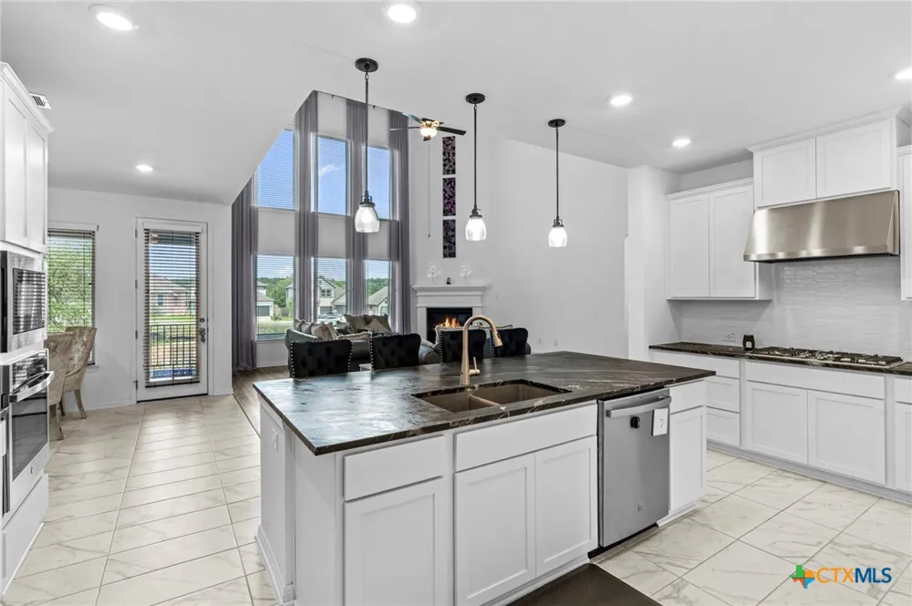 511 Teakmill Trail San Marcos, TX 78666