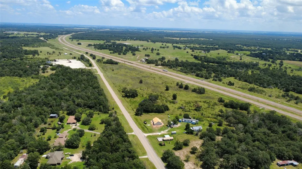 Fm 60 Somerville, TX 77879