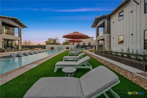 634 Central Parkway #1201