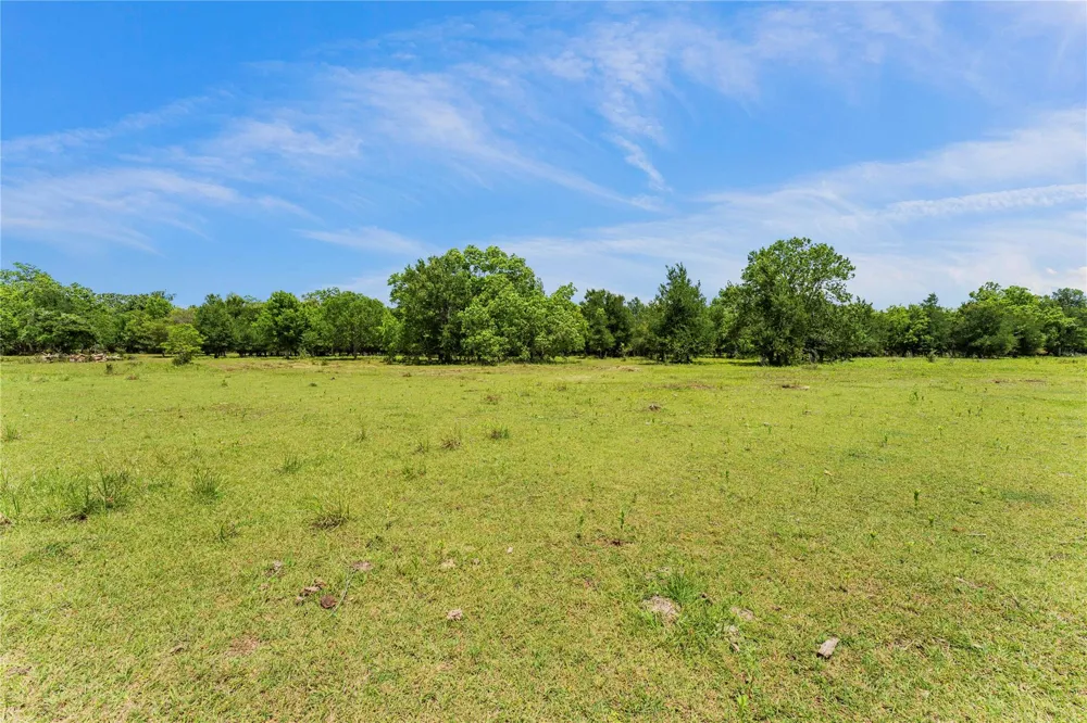 10840 Fm 442 Boling, TX 77420