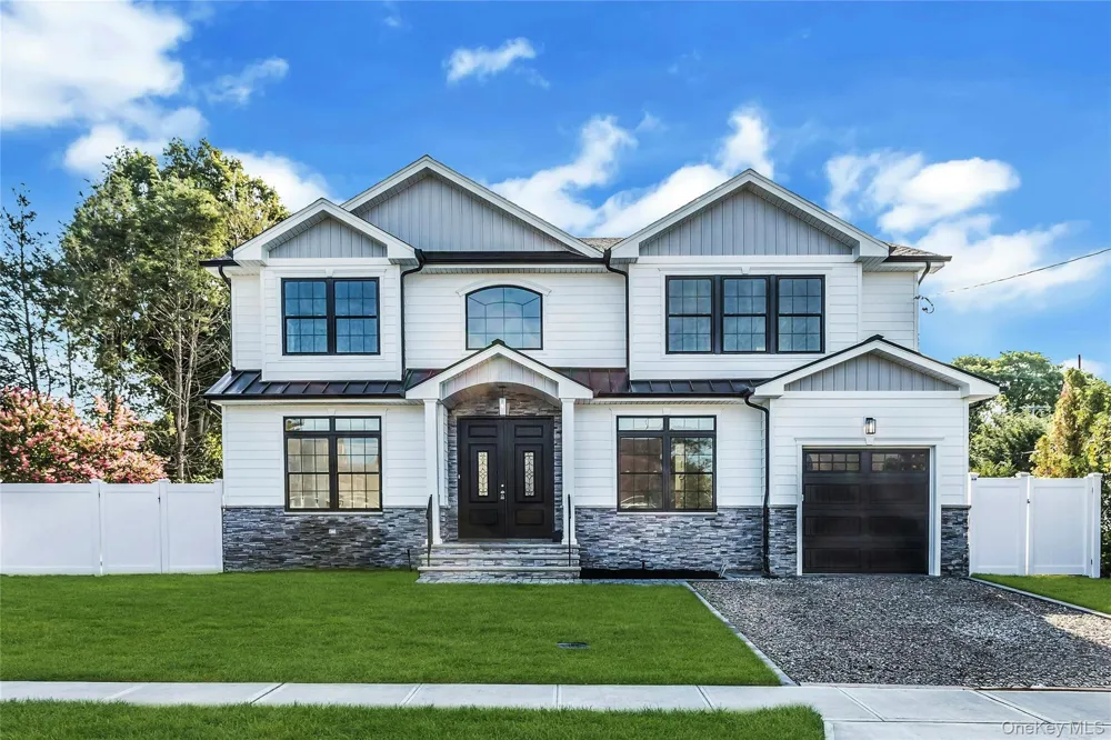 76 Wyoming Court Syosset, NY 11791