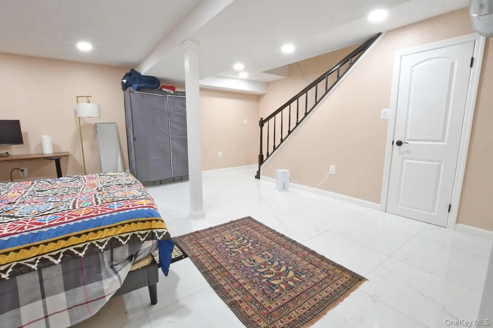 5 Easterly Court Manorville, NY 11949