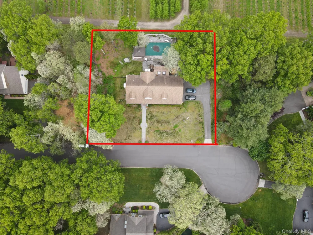 5 Easterly Court Manorville, NY 11949