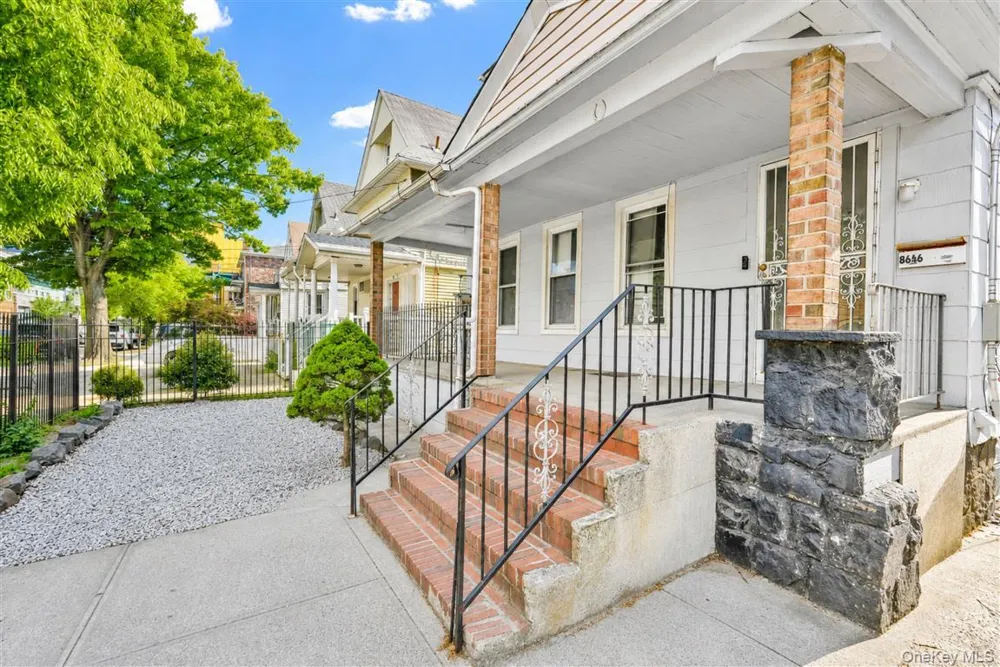 86-16 120th Street Richmond Hill, NY 11418