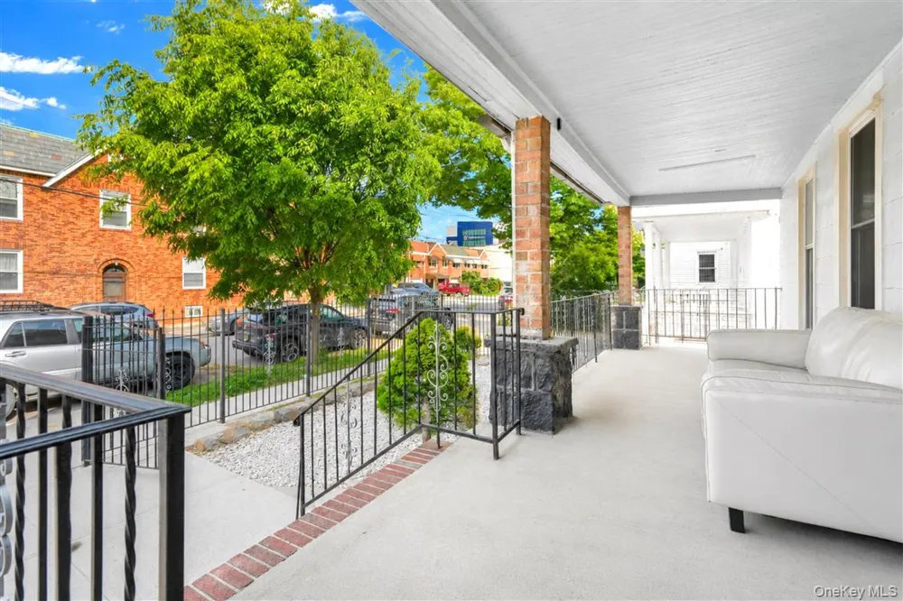 86-16 120th Street Richmond Hill, NY 11418