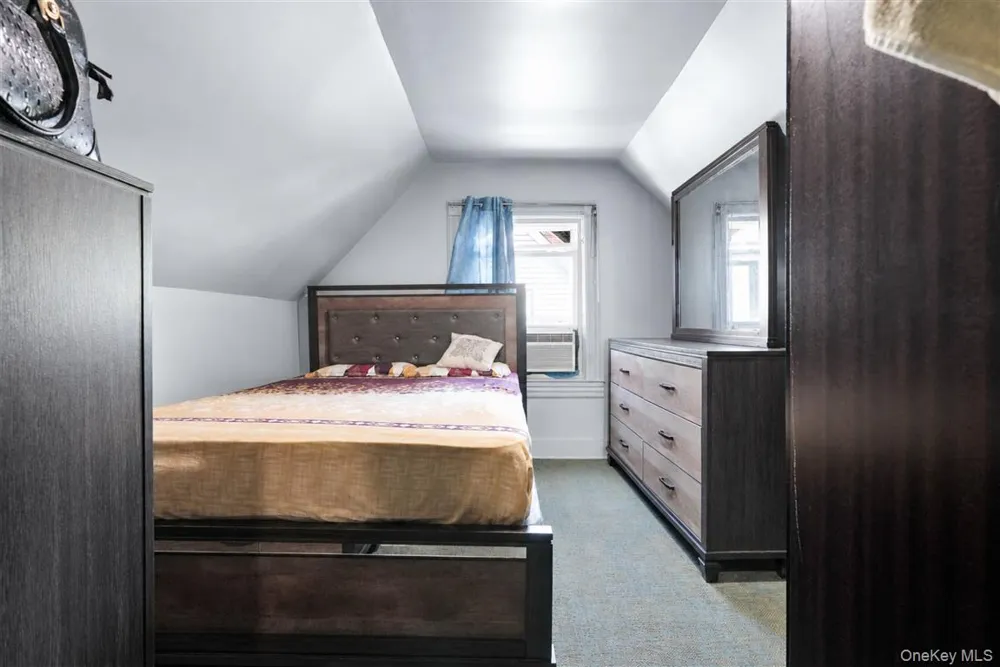 86-16 120th Street Richmond Hill, NY 11418