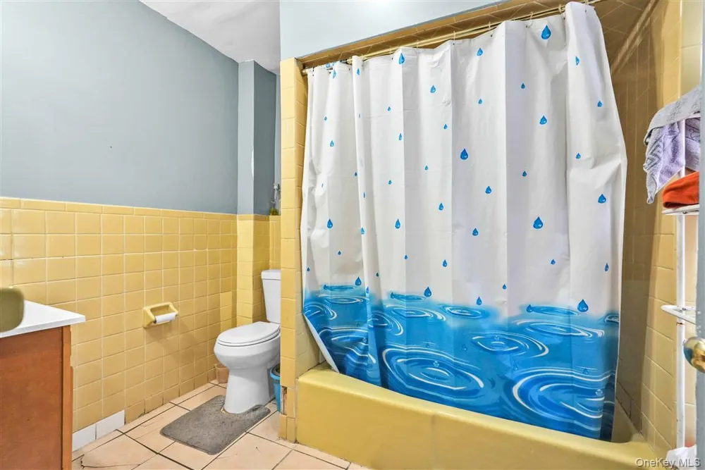 86-16 120th Street Richmond Hill, NY 11418