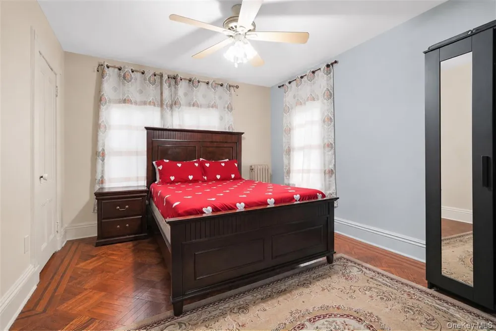 86-16 120th Street Richmond Hill, NY 11418