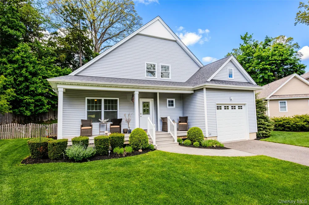 3 Clear Creek Court Huntington Station, NY 11746