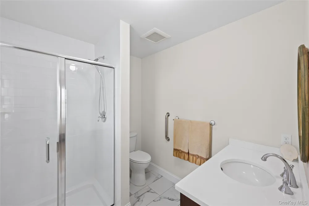 3 Clear Creek Court Huntington Station, NY 11746